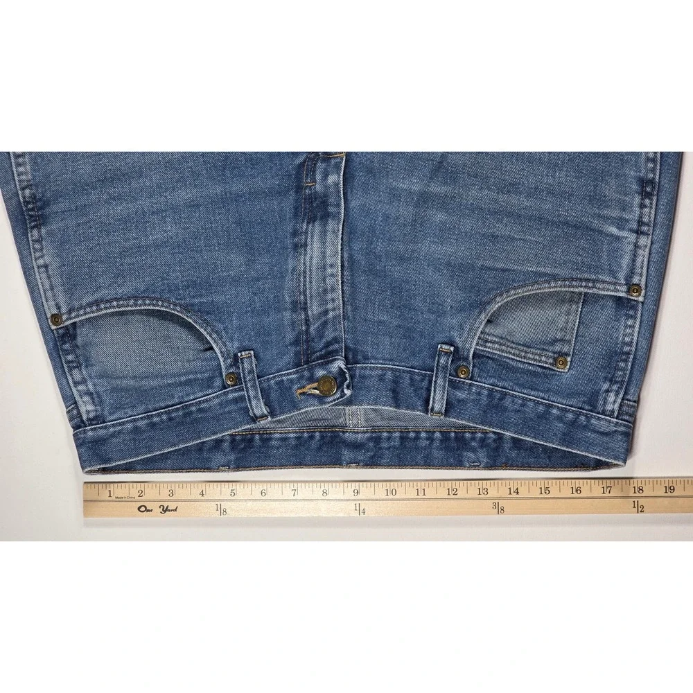 Wrangler Rugged Wear Men's 36x32 Blue Straight Leg Denim Jeans